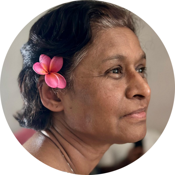 Go to the profile of Shandia Chua