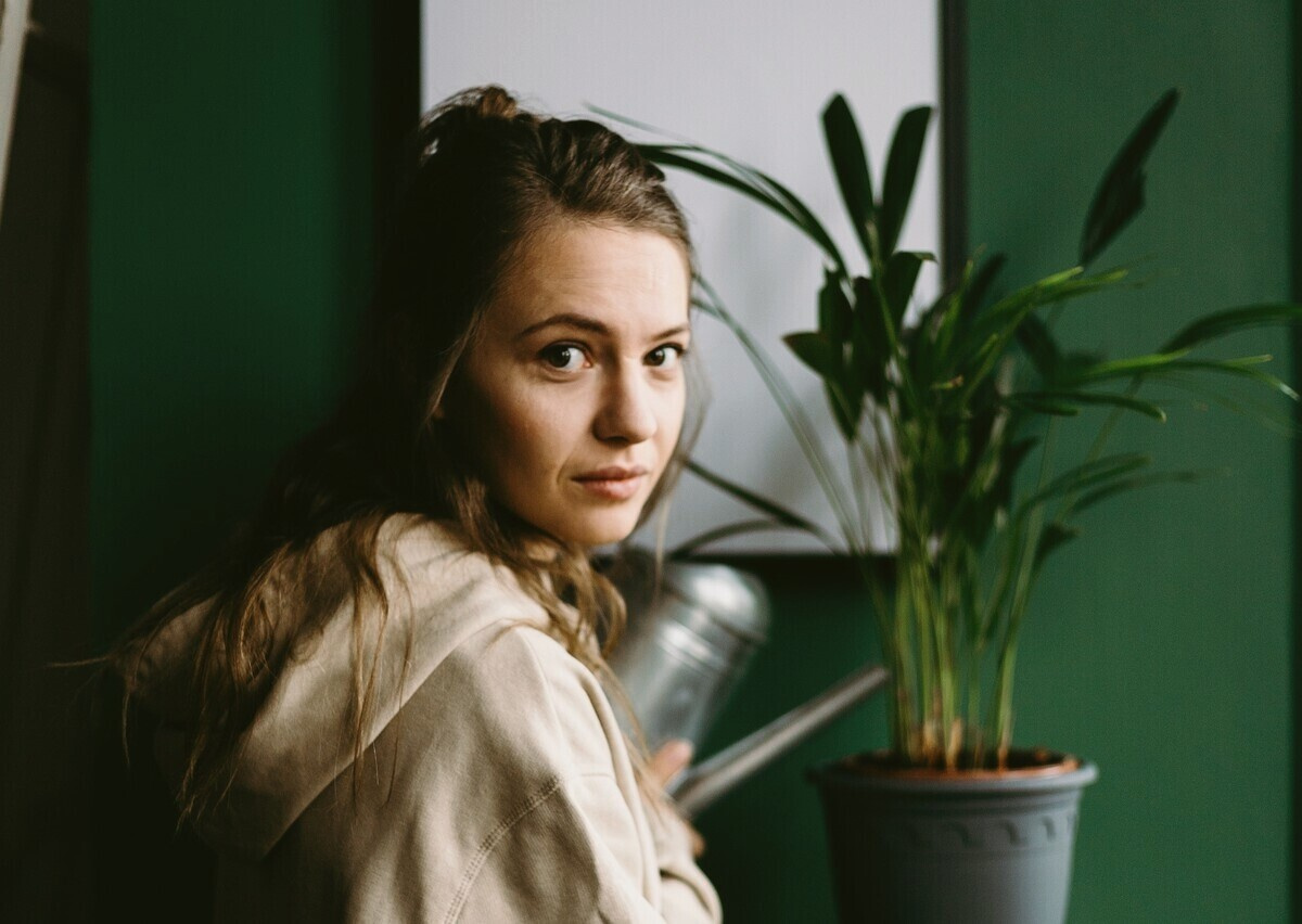 The Psychology of a Smile: How Dental Implants Transform Mental Health & Social Identity