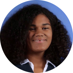 Go to the profile of Kamili Fernandez