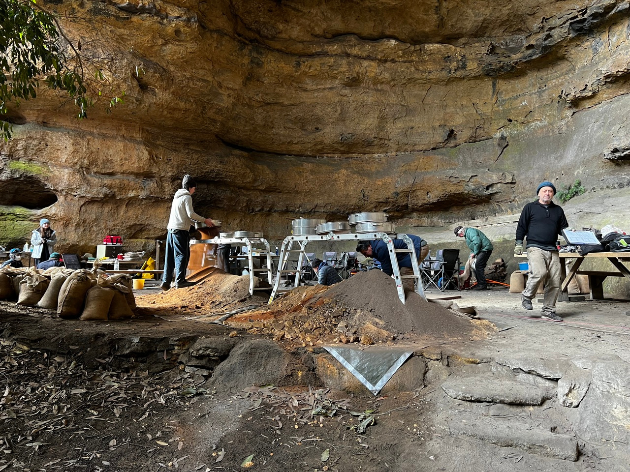 Ice Age Life in the Blue Mountains, Australia ~20,000 years ago