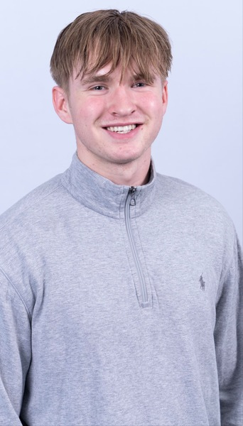 Go to the profile of Oscar Kennedy