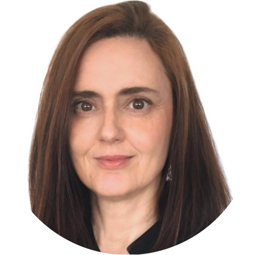 Go to the profile of Natália Teixeira