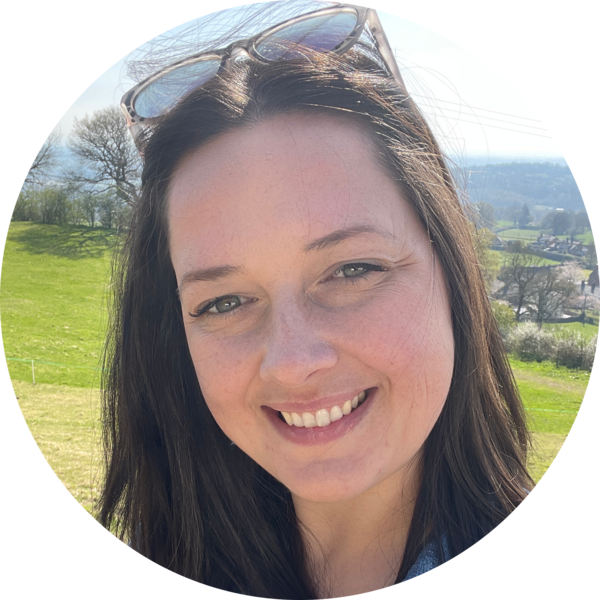 Go to the profile of Hannah Vineer