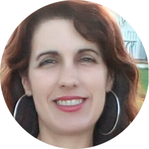 Go to the profile of Ana Cláudia Coelho