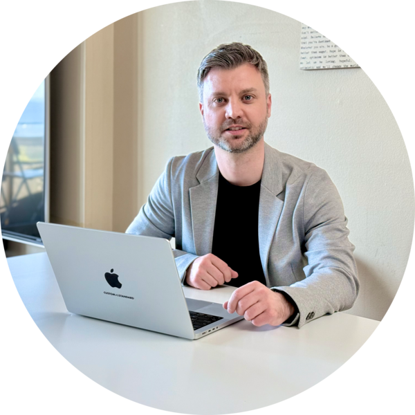 Go to the profile of Daniel De Biasi