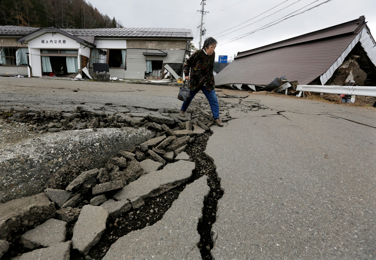 Turning Noise into Knowledge: Tracing Fault Damage After the 2014 Nagano Earthquake