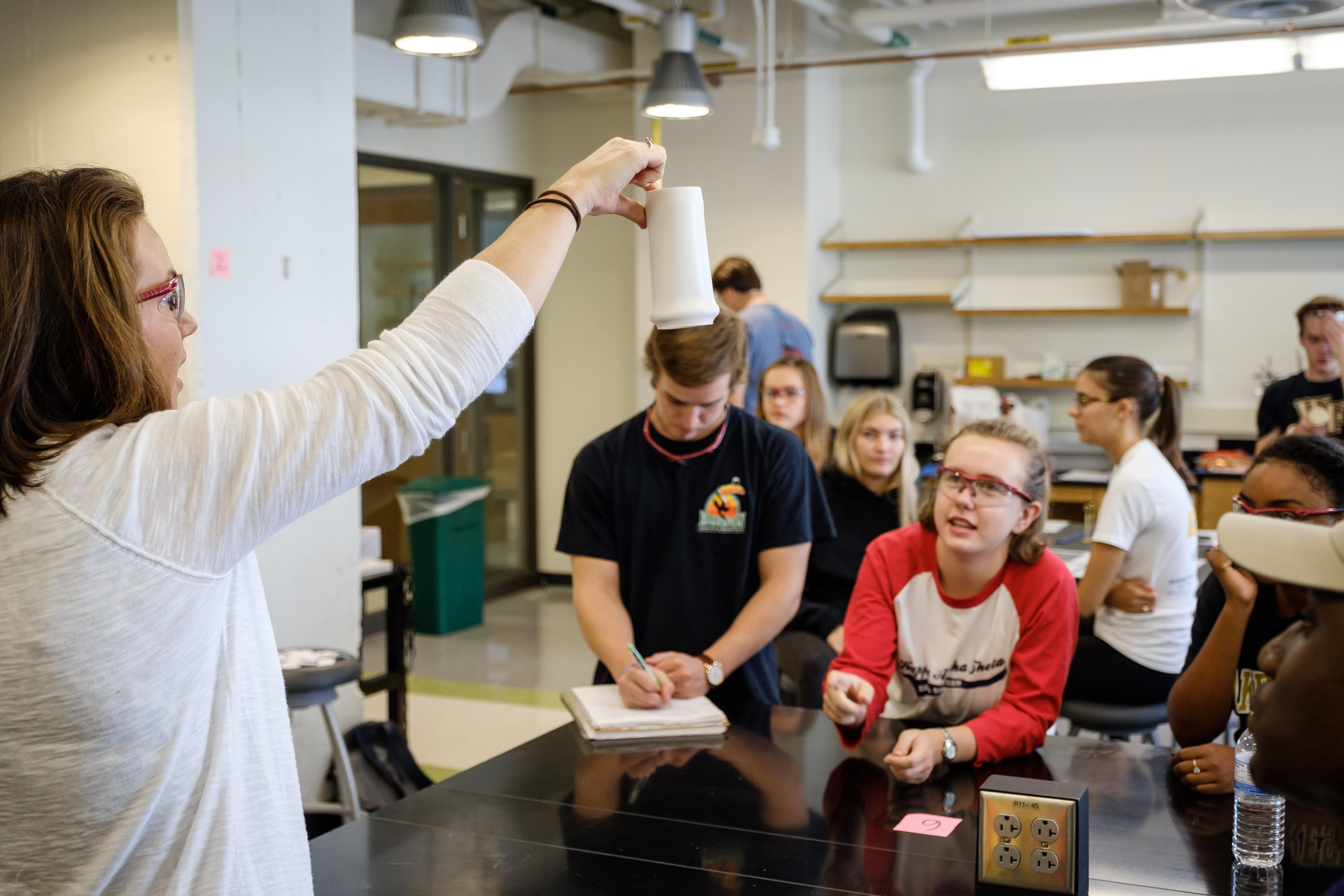 Dr. Erin Henslee in class