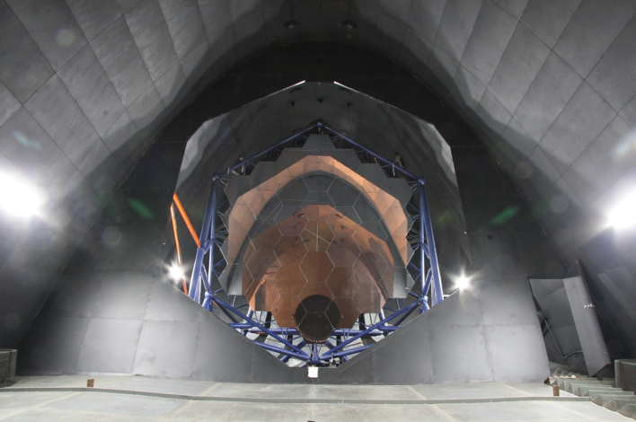 An inside view of LAMOST optical path. An inside view of LAMOST optical path.