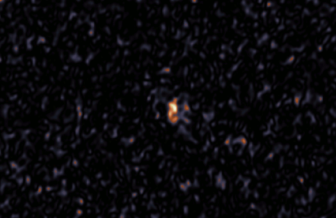 Dust as seen with ALMA in SN 1987A, at medium and high resolutions Dust as seen with ALMA in SN 1987A, at medium and high resolutions