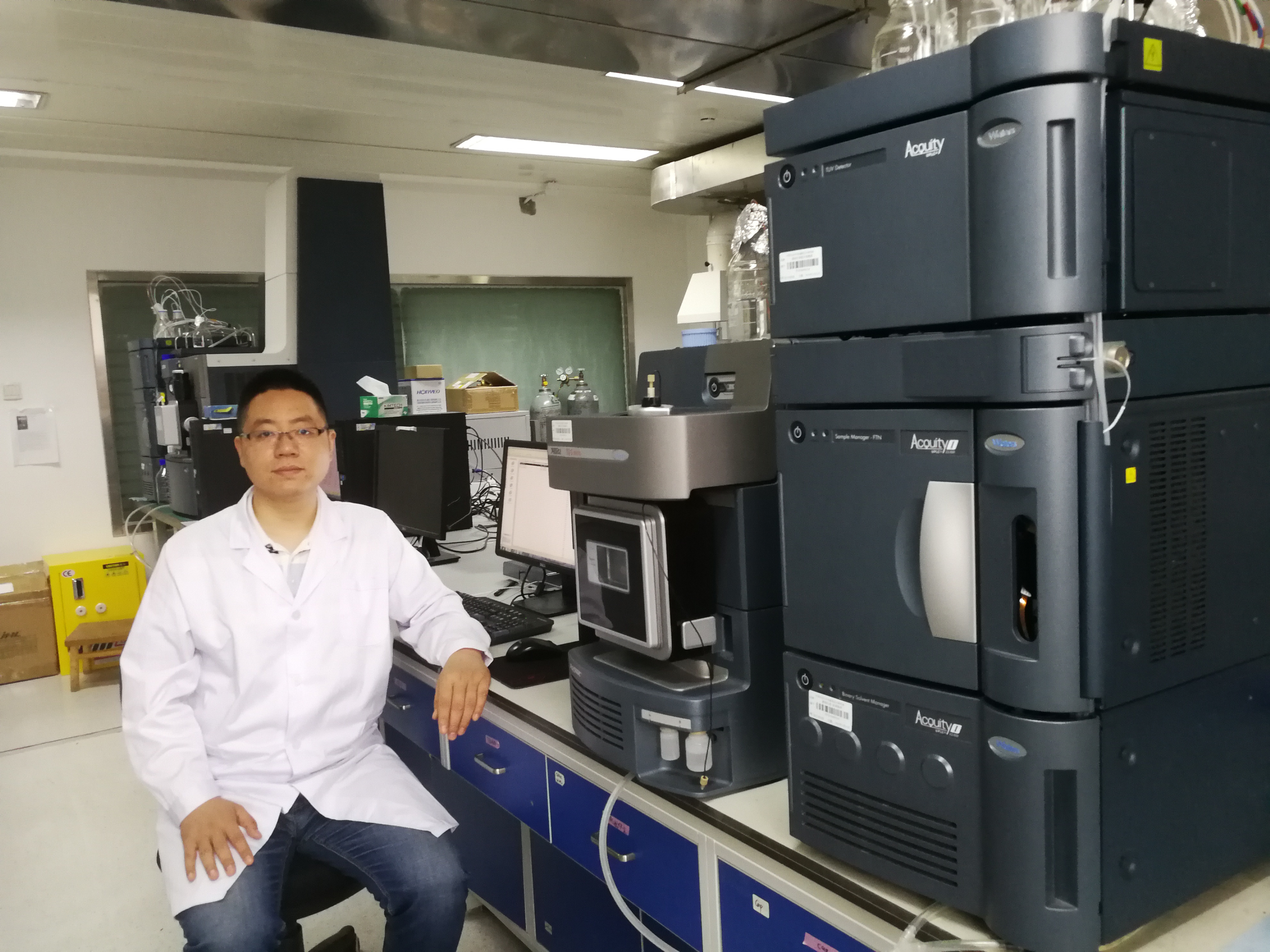 UPLC-MS/MS system UPLC-MS/MS system