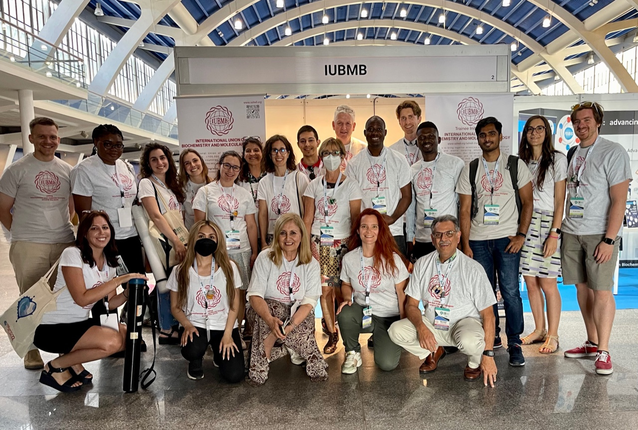 Photograph of the IUBMB Executive Committee and trainees.