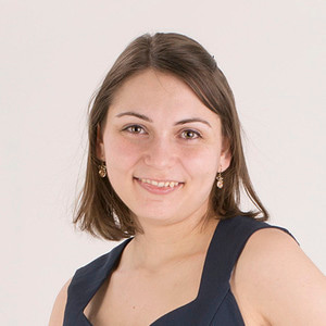 Go to the profile of Eva Viola Suranyi