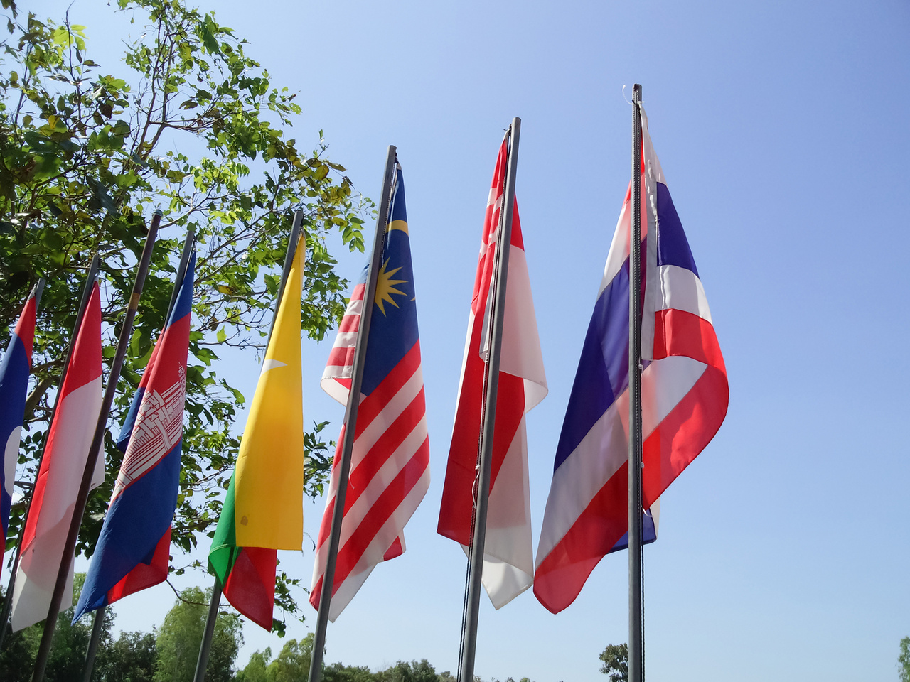 PHILIPPINES – Offices to close during ASEAN Summit