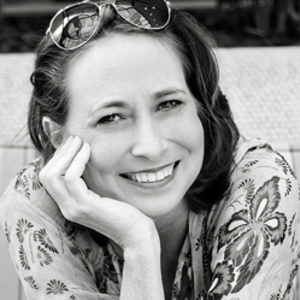 Go to the profile of Sarah Robinson