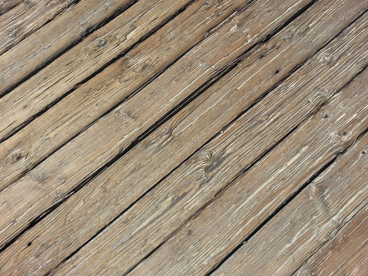 Insider insights on peer review and my role on the editorial board of Communications Physics