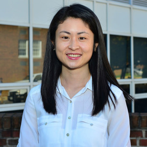 Go to the profile of Lu Liu