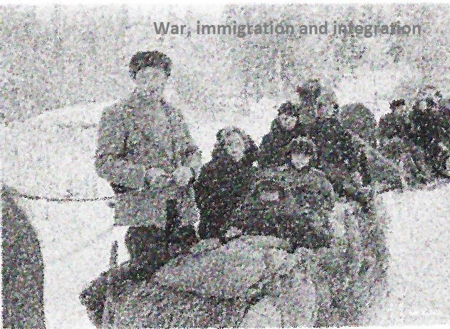 Integration involves a trade-off between fertility and status for World War II evacuees