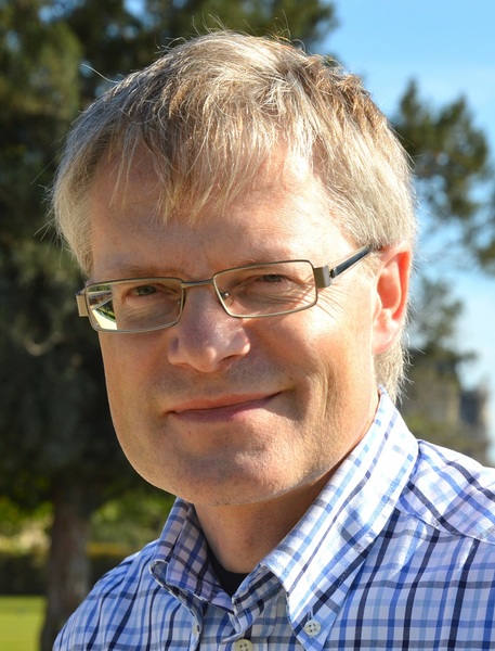 Go to the profile of Bernd Mueller-Roeber