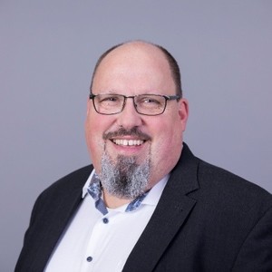 Go to the profile of Sven Siemienowski