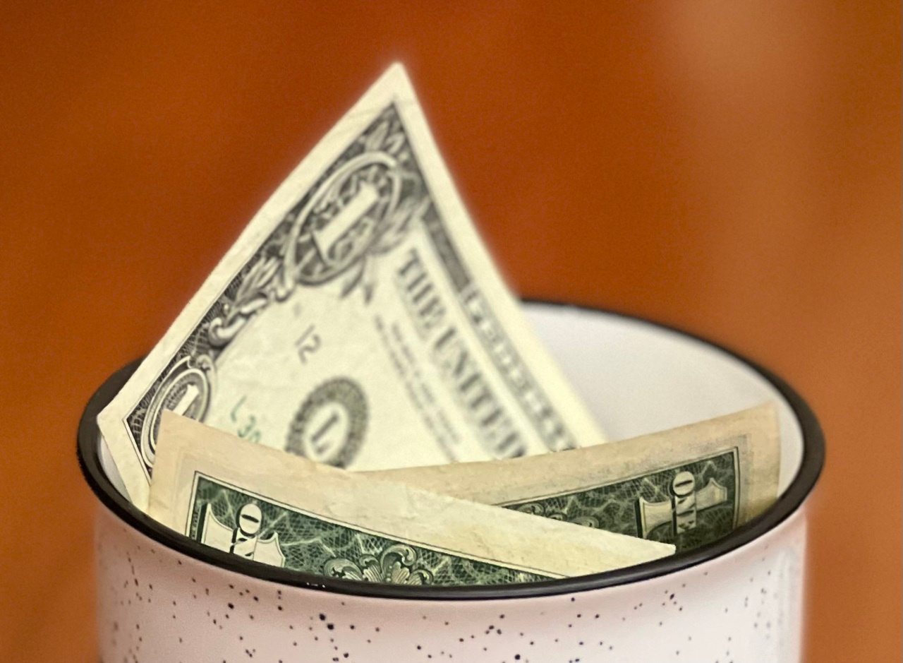 Leadership Lessons: Tips on Tipping Culture in the USA