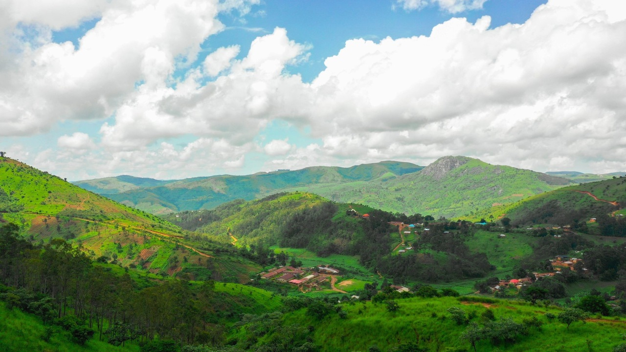 Countries and the global rate of soil erosion