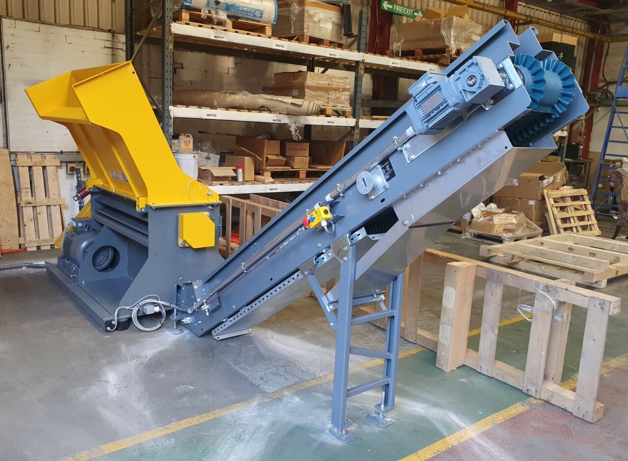 Pallet shredder chips away at waste disposal costs for distribution firm
