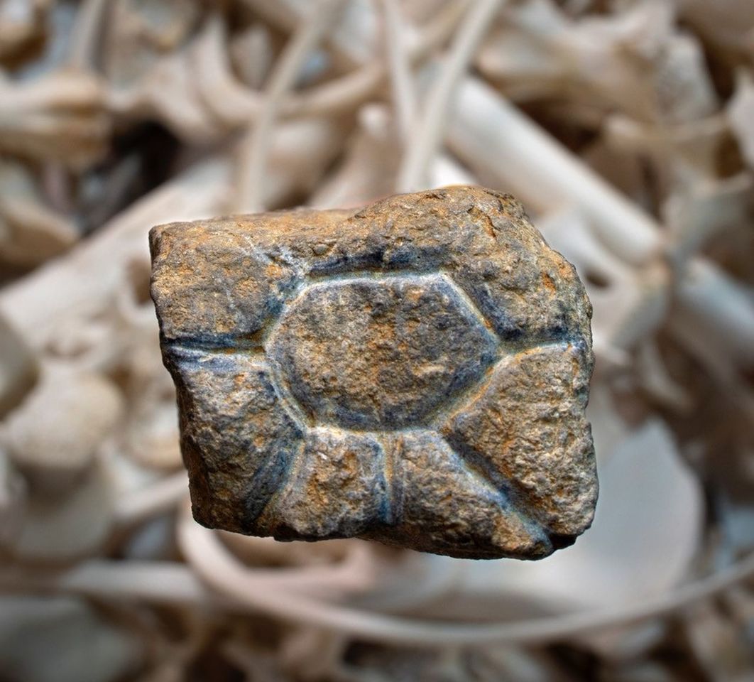 Finally — Portable art from Pleistocene Southeast Asia