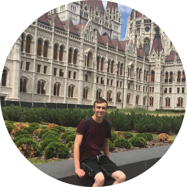 Go to the profile of Oliver Bennett