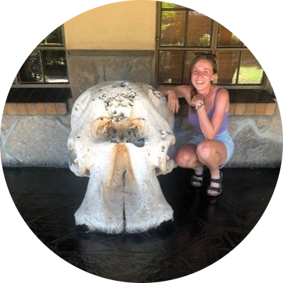 Go to the profile of Robyn Thomson