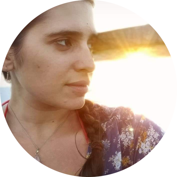 Go to the profile of Joana