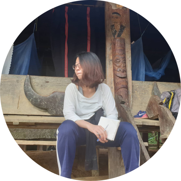 Go to the profile of Jade