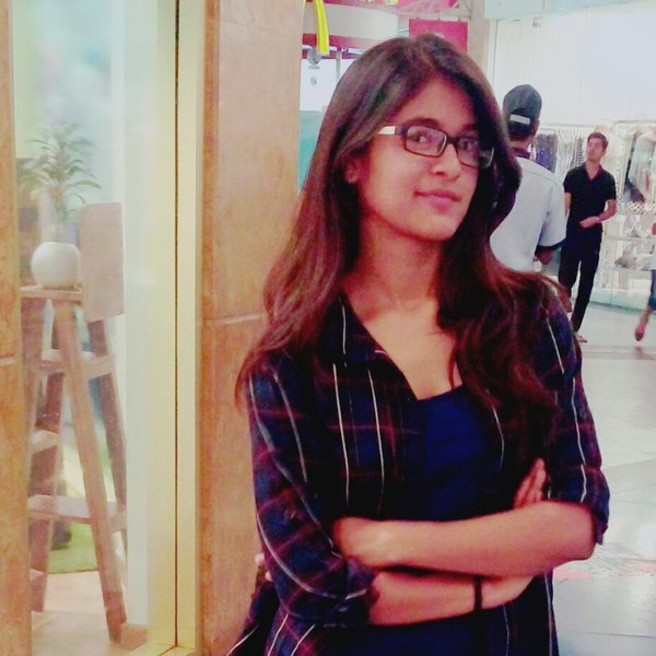 Go to the profile of Himani Kantiwal