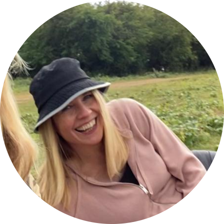 Go to the profile of Janet Bell