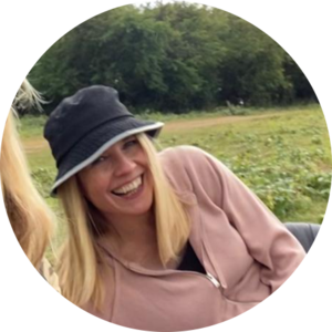 Go to the profile of Janet Bell