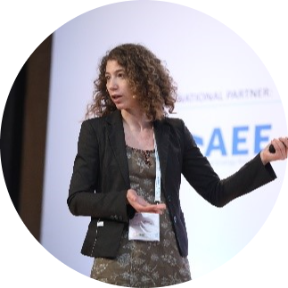 Go to the profile of Lena Kitzing