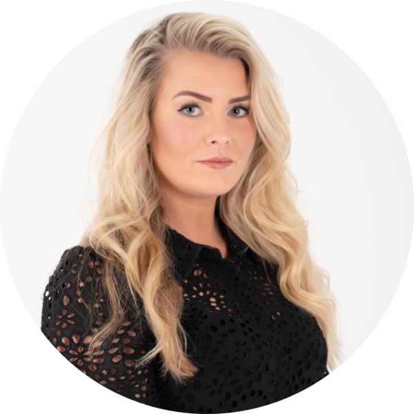 Go to the profile of Manette Dinnessen