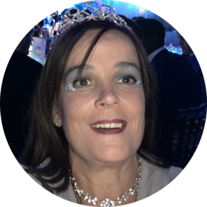 Go to the profile of Adele