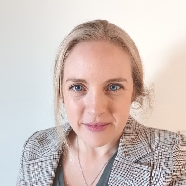 Go to the profile of Anna Gillingham