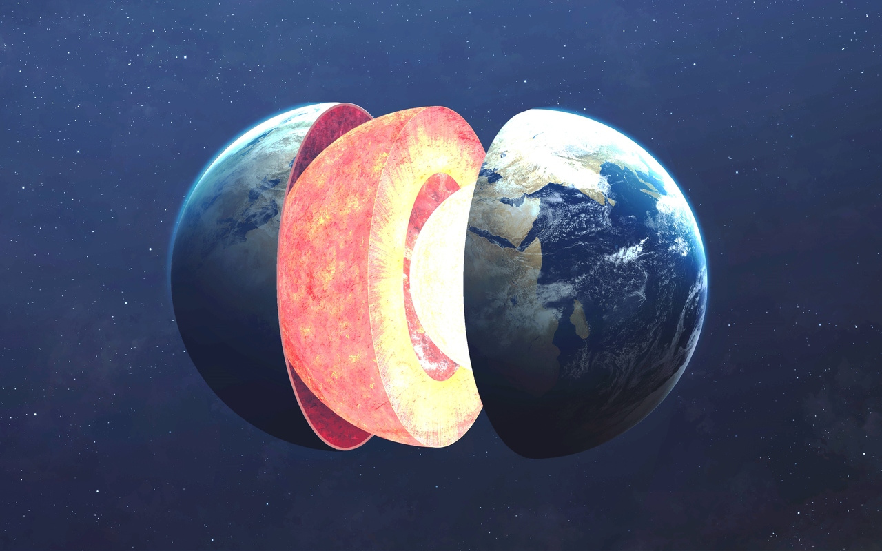 Solar wind signatures from the core of a planetary body