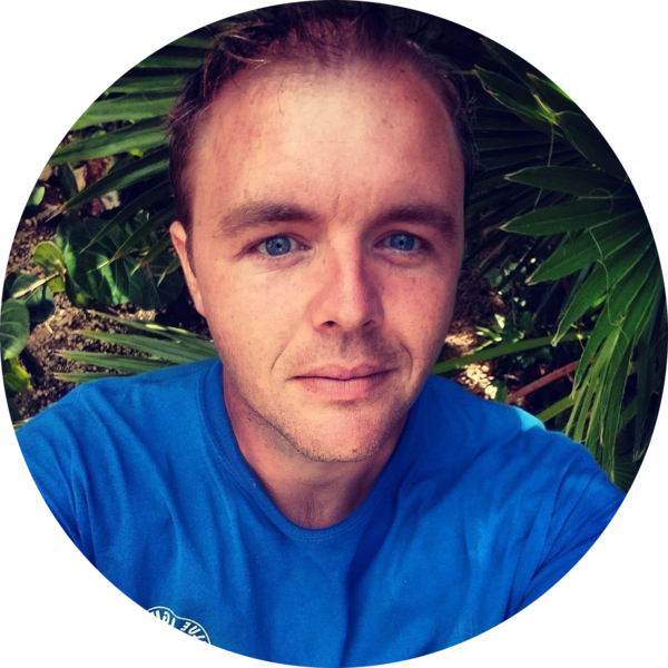 Go to the profile of Luke Harding