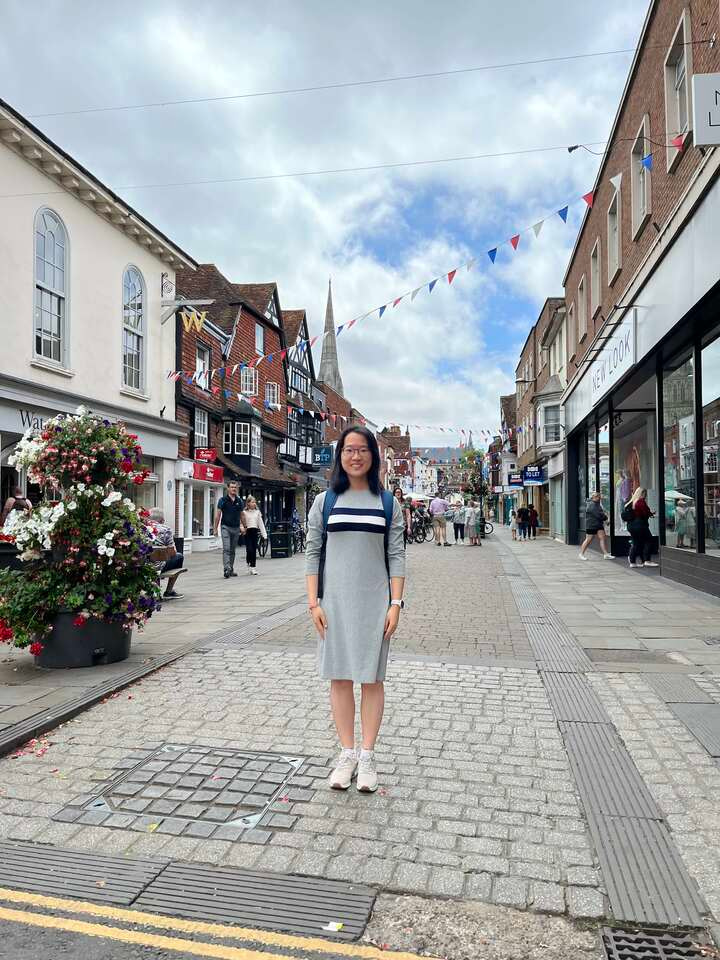 About Jiayi (Raina) Xin