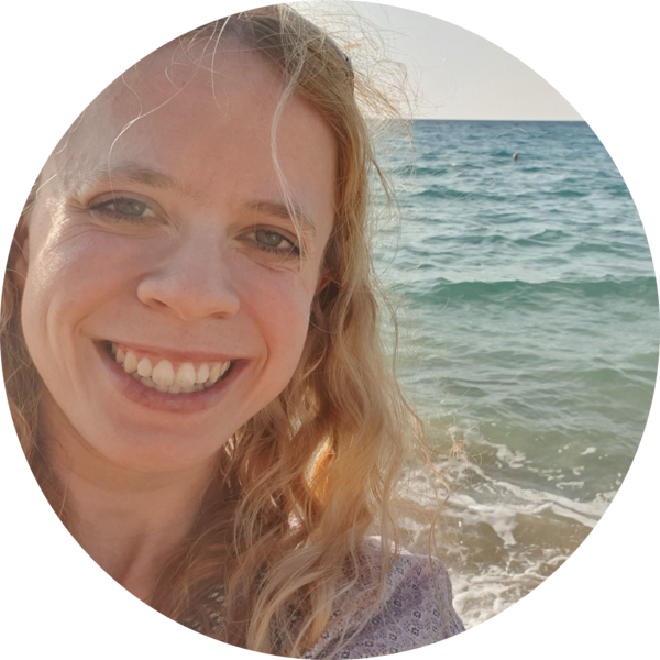 Go to the profile of Sophie Davison