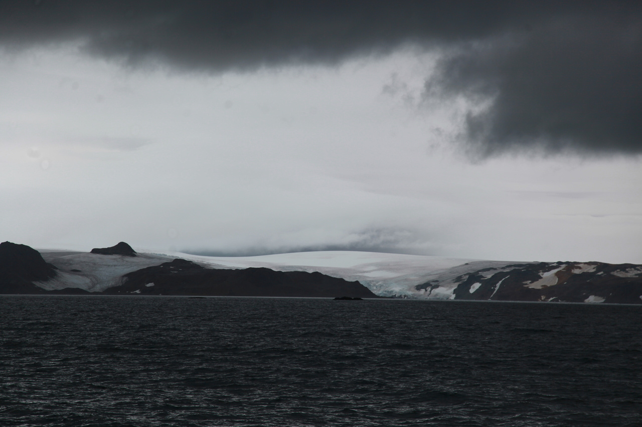 A new high temperature record of 18.3°C on the Antarctic continent