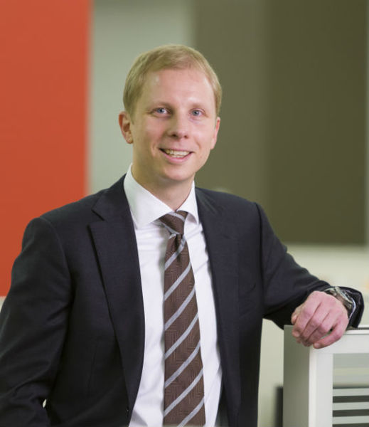 Go to the profile of Guntram Maschmeyer