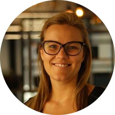 Go to the profile of Luisa Jones