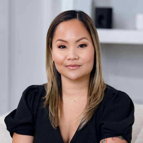 Go to the profile of Noreen Esson