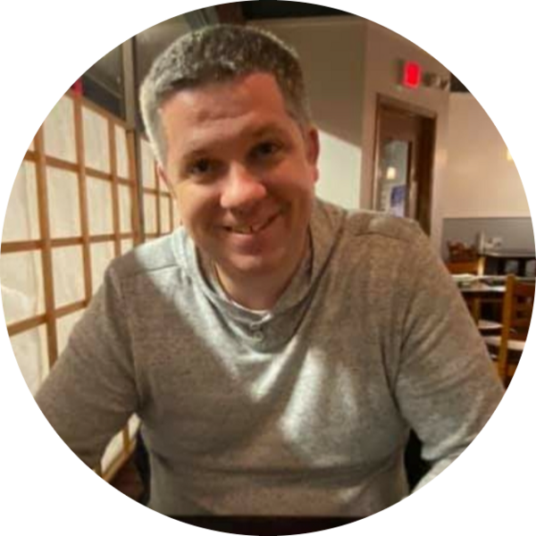 Go to the profile of Derrick Kelly