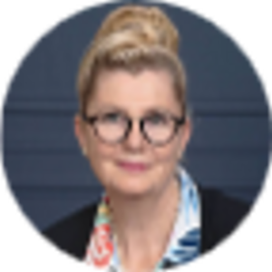 Go to the profile of Christiane Thompson