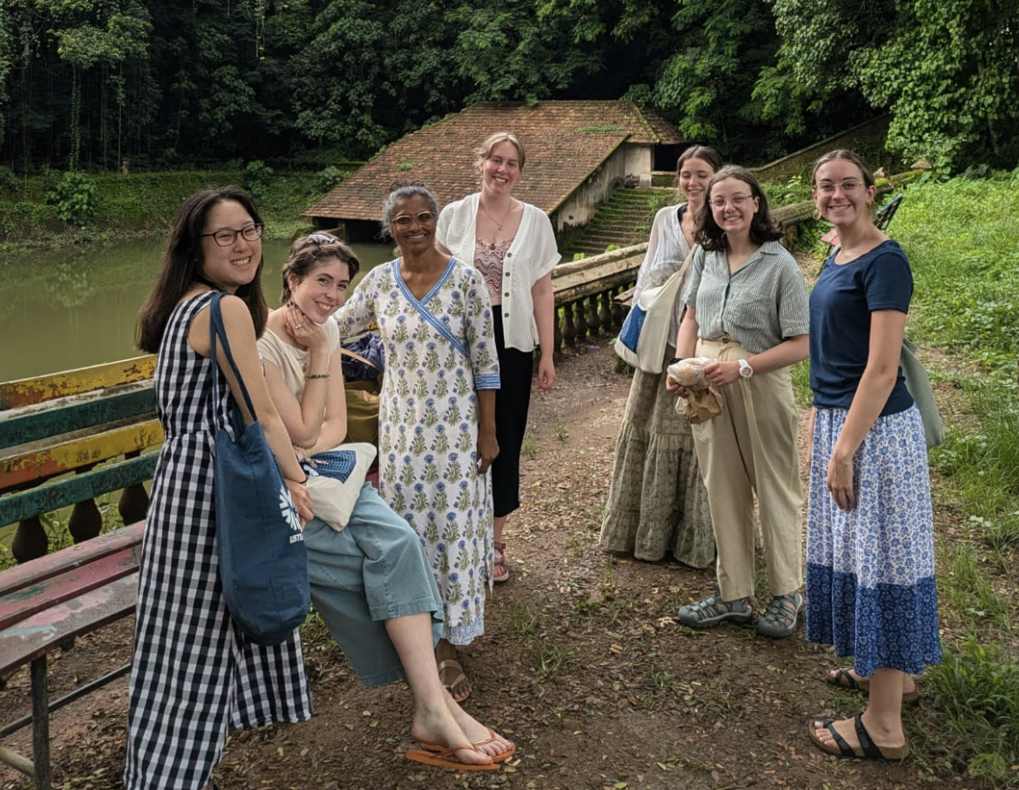 Calling All Fashion Enthusiasts! 