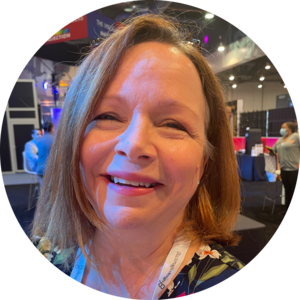 Go to the profile of Tess Roecks